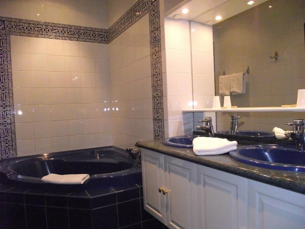 Chambres D'Hotes Edoniaa カン 部屋 写真