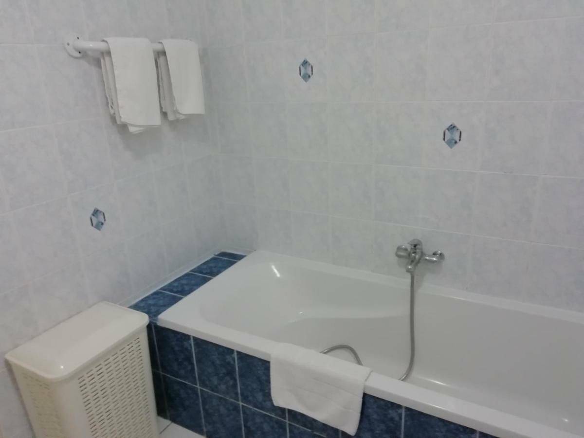 Chambres D'Hotes Edoniaa カン エクステリア 写真